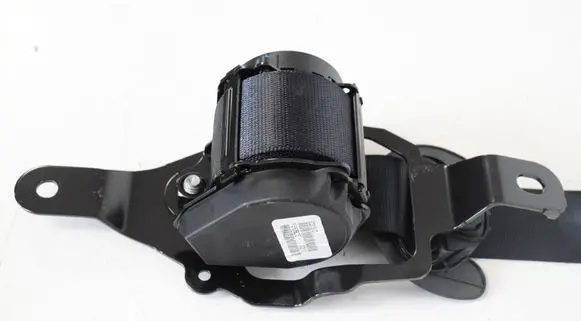 BMW X5 F15 Rear seatbelt 7318378