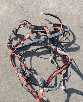 BMW 7 F01 F02 F03 F04 Positive cable (battery) 9168421 61139168421 9216210