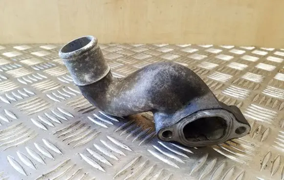 Toyota RAV 4 (XA20) Engine coolant pipe/hose
