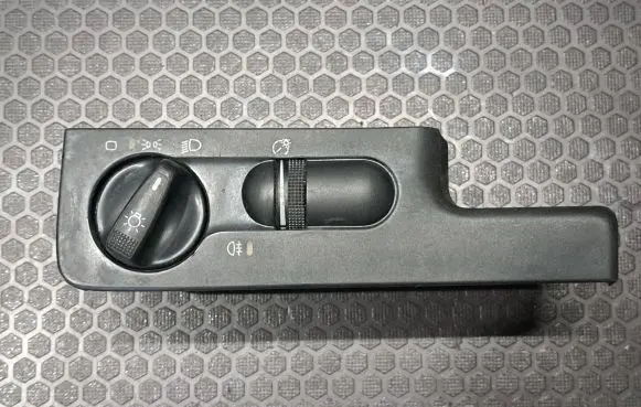 Volkswagen PASSAT B4 Light switch 3A1941531