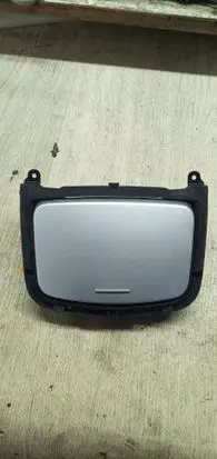 Renault Laguna III Car ashtray 969120002R 969170001R