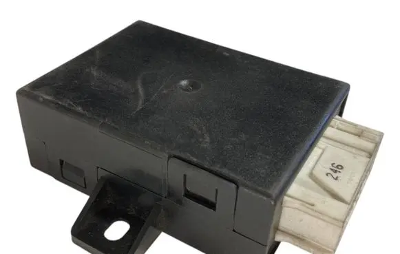 BMW 7 E38 Steering rack control module 8352494 61358352494