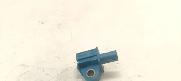 Audi Q3 8U Airbag deployment crash/impact sensor 5K0959351A