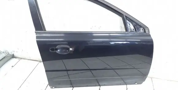 Volvo XC70 Front door