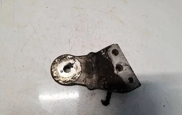 KIA Rio Engine mounting bracket