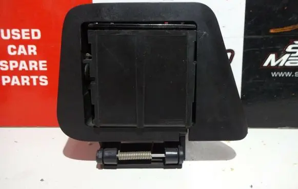 Land Rover Range Rover L322 Car ashtray 8263670