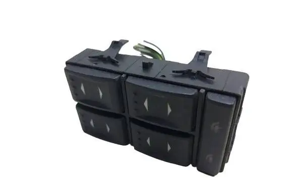 Ford Mondeo Mk III Electric window control switch 1S7T14A132BD 03163451