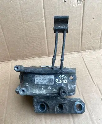 Skoda Octavia Mk3 (5E) Engine mount bracket 5Q0199262DF