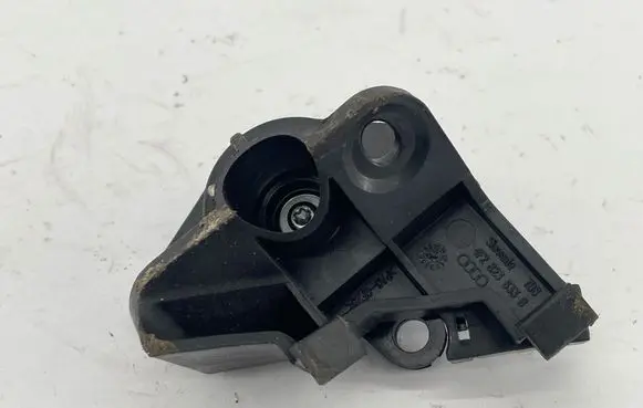 Audi A6 S6 C6 4F Engine bonnet (hood) release handle 4F2823633B