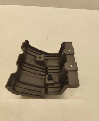 Hyundai Santa Fe Front bumper skid plate/under tray 86613S1500