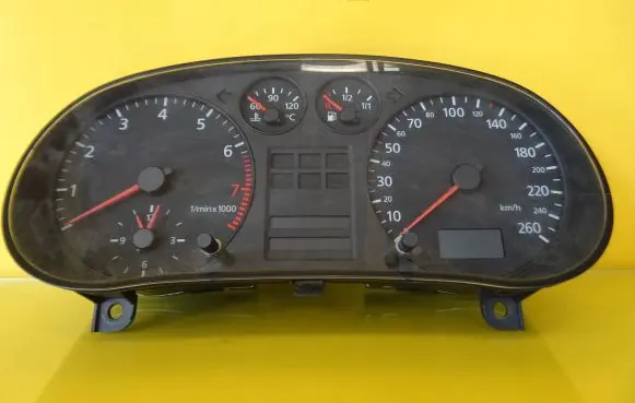 Audi A3 S3 8L Speedometer (instrument cluster) 8L0919860E