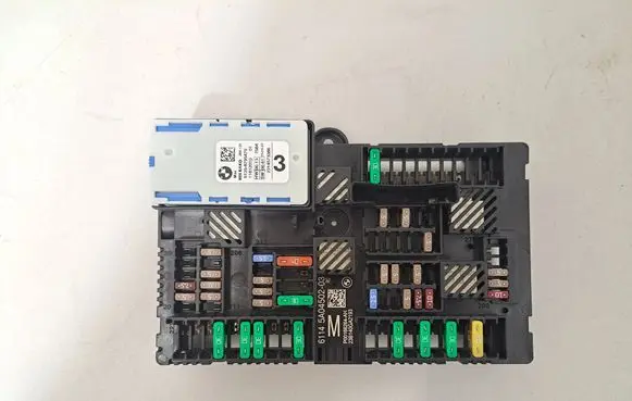 BMW X3 G01 Fuse module 5A04502 8795479