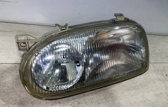 Volkswagen Golf III Headlight/headlamp 20-5018