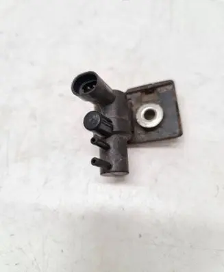 Chrysler Grand Voyager IV Vacuum valve 5149105AA 20827A