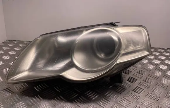 Volkswagen PASSAT B6 Headlight/headlamp 3C0941005Q