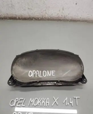 Opel Mokka X Speedometer (instrument cluster)