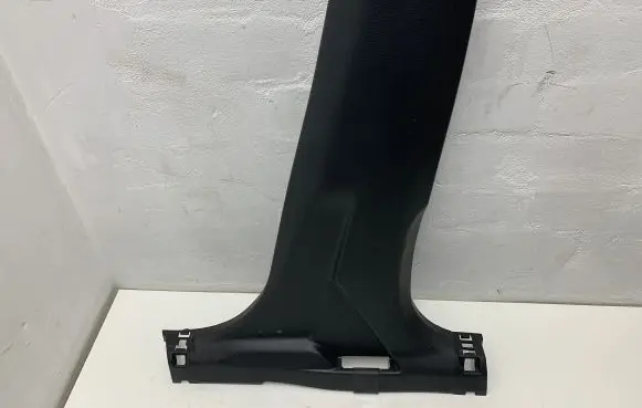 Nissan X-Trail T32 (B) pillar trim (bottom) 769154CE0A