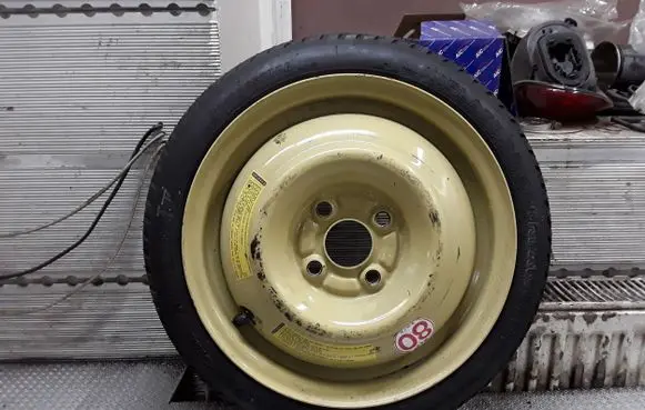 Honda Jazz R14 spare wheel 