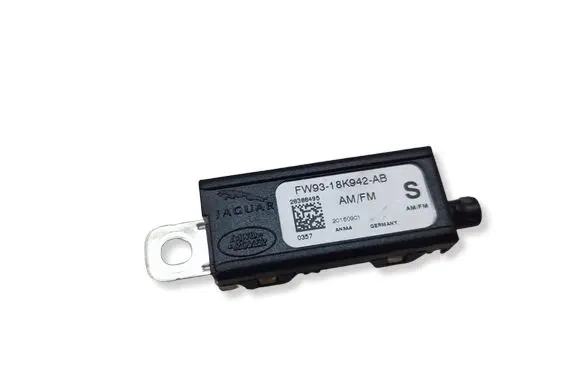 Jaguar XE Aerial antenna amplifier FW9318K942AB