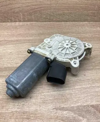 BMW 5 E60 E61 Rear door window regulator motor 6922320