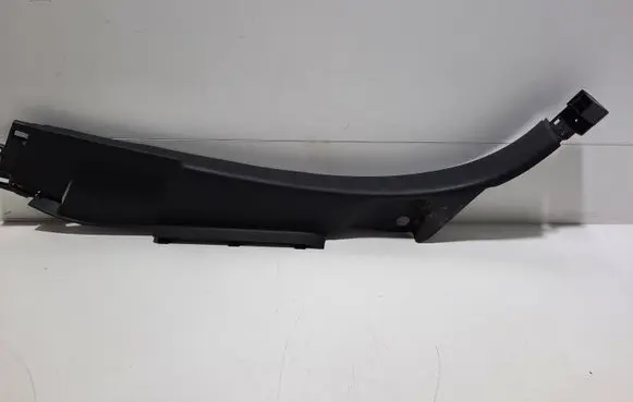 (C) pillar trim