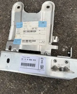 BMW M3 F80 Front bumper shock/impact absorber 8054313