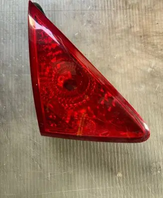 Peugeot 3008 I Tailgate rear/tail lights 1090098 08115