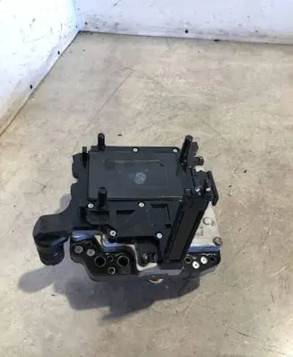 Volkswagen PASSAT B6 Transmission gearbox valve body 02E927770AE