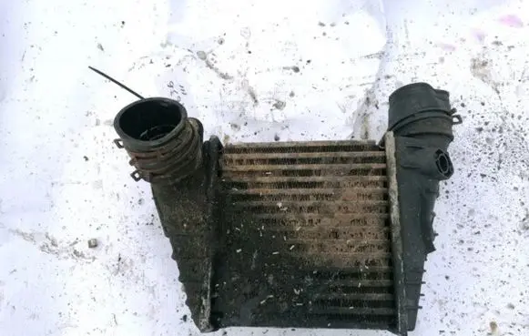 Volkswagen Golf IV Intercooler radiator