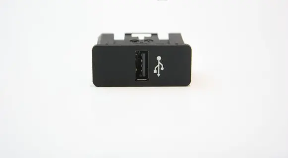 BMW 2 F22 F23 USB socket connector 016849