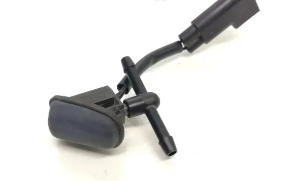 Windshield washer spray nozzle