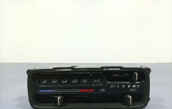 Suzuki Grand Vitara I Climate control unit 74550-65D