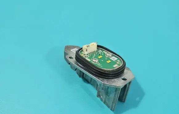 Renault Clio V LED ballast control module E151585 IMPRK1570717