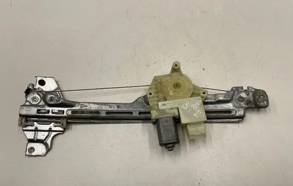 Peugeot 308 Rear door window regulator with motor 9678190080