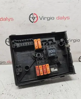 Volkswagen Touran I Fuse module 1K0937125 017183071