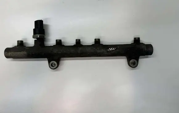 Renault Scenic I Fuel main line pipe 0445214015 7700111013