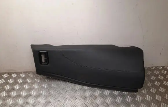 Alfa Romeo Stelvio (C) pillar trim 156135892