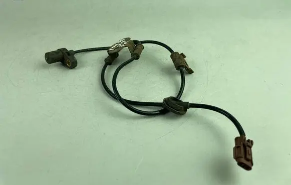 Subaru Legacy ABS brake wheel speed sensor 27540AE030