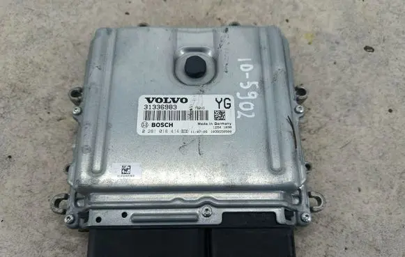 Volvo V60 Engine control unit/module ECU 31336983