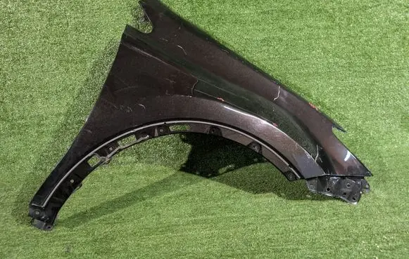 Toyota RAV 4 (XA40) Fender 