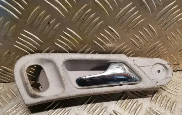 Mercedes-Benz C W203 Rear door interior handle