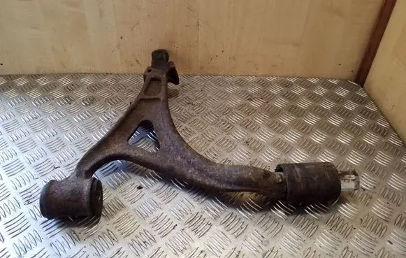 Mercedes-Benz ML W163 Front lower control arm/wishbone