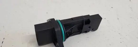 Audi A4 S4 B6 8E 8H Mass air flow meter F00C2G2027 687191D