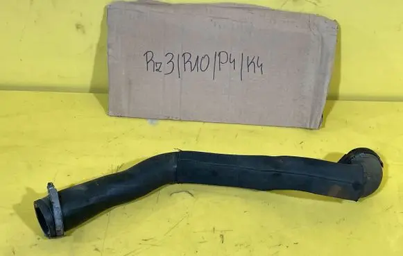 Ford Focus Air intake hose/pipe 6K863