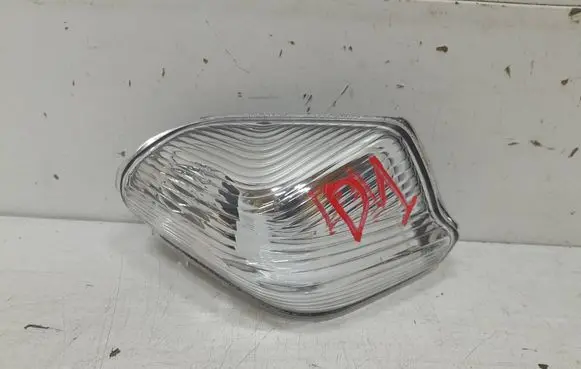Mercedes-Benz Sprinter W906 Mirror indicator light 085891120 536104 536134R