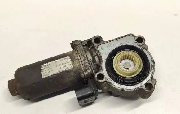 BMW X3 E83 Gearbox-reducer motor 7566250 27107566250 0130008507