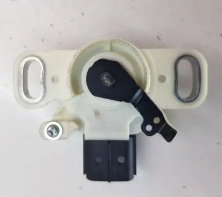 Clutch pedal sensor