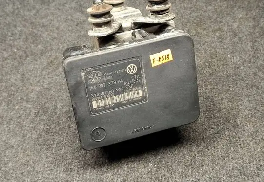 Volkswagen Eos ABS Pump 1K0907379AC 1K0614517AE