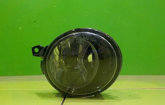 Volkswagen Up Front fog light 1T0941700D PRAWY