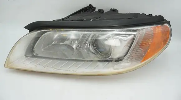 Volvo V70 Headlights/headlamps set 31353532 6948180 6336192099